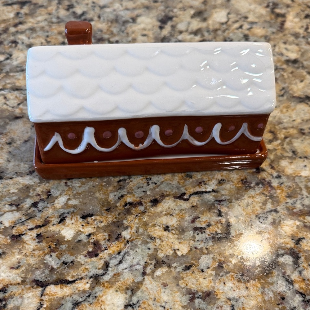 Ceramic Gingerbread House Butter Dish